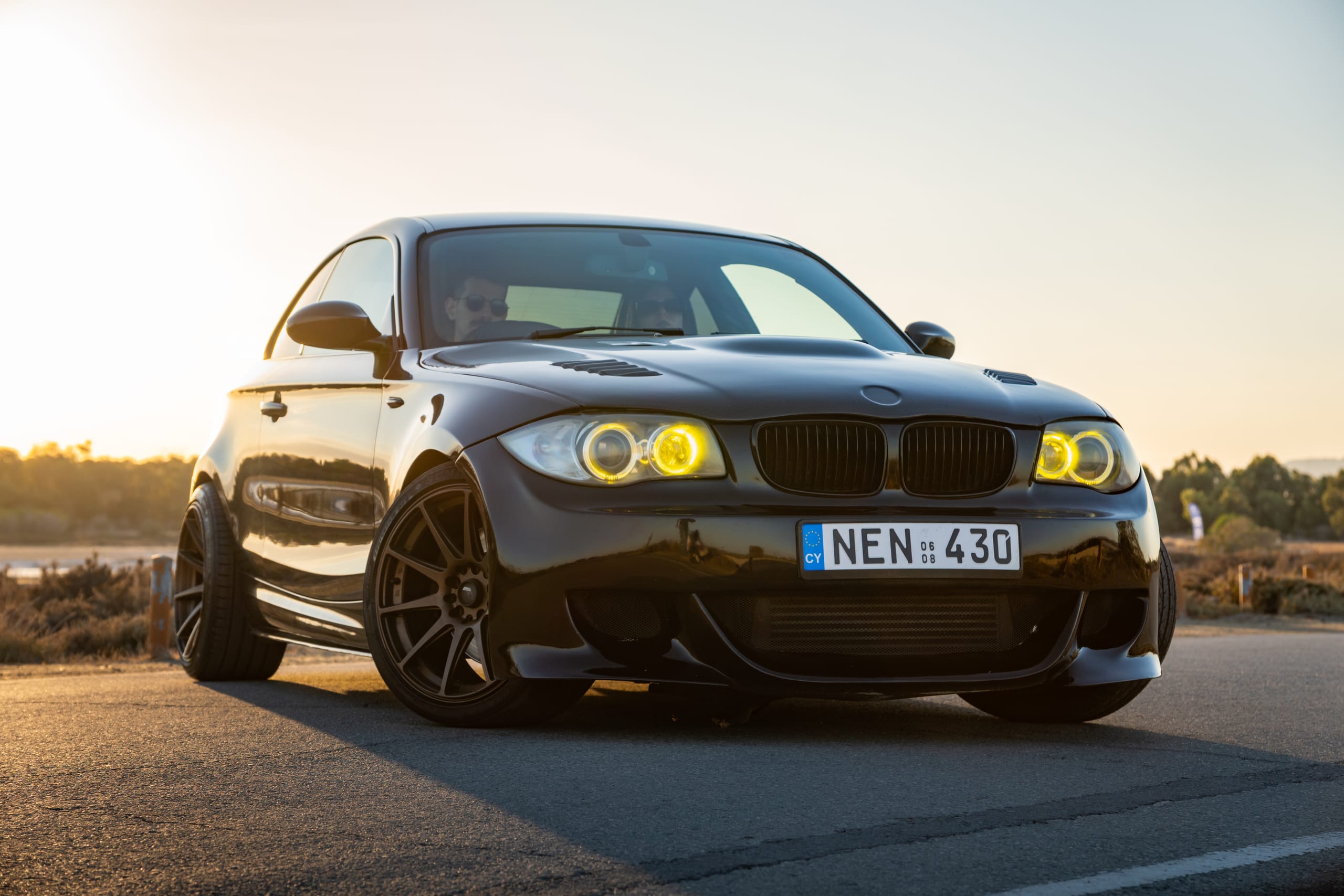 Black BMW E82